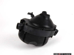 BMW crankcase ventilation valve and separator